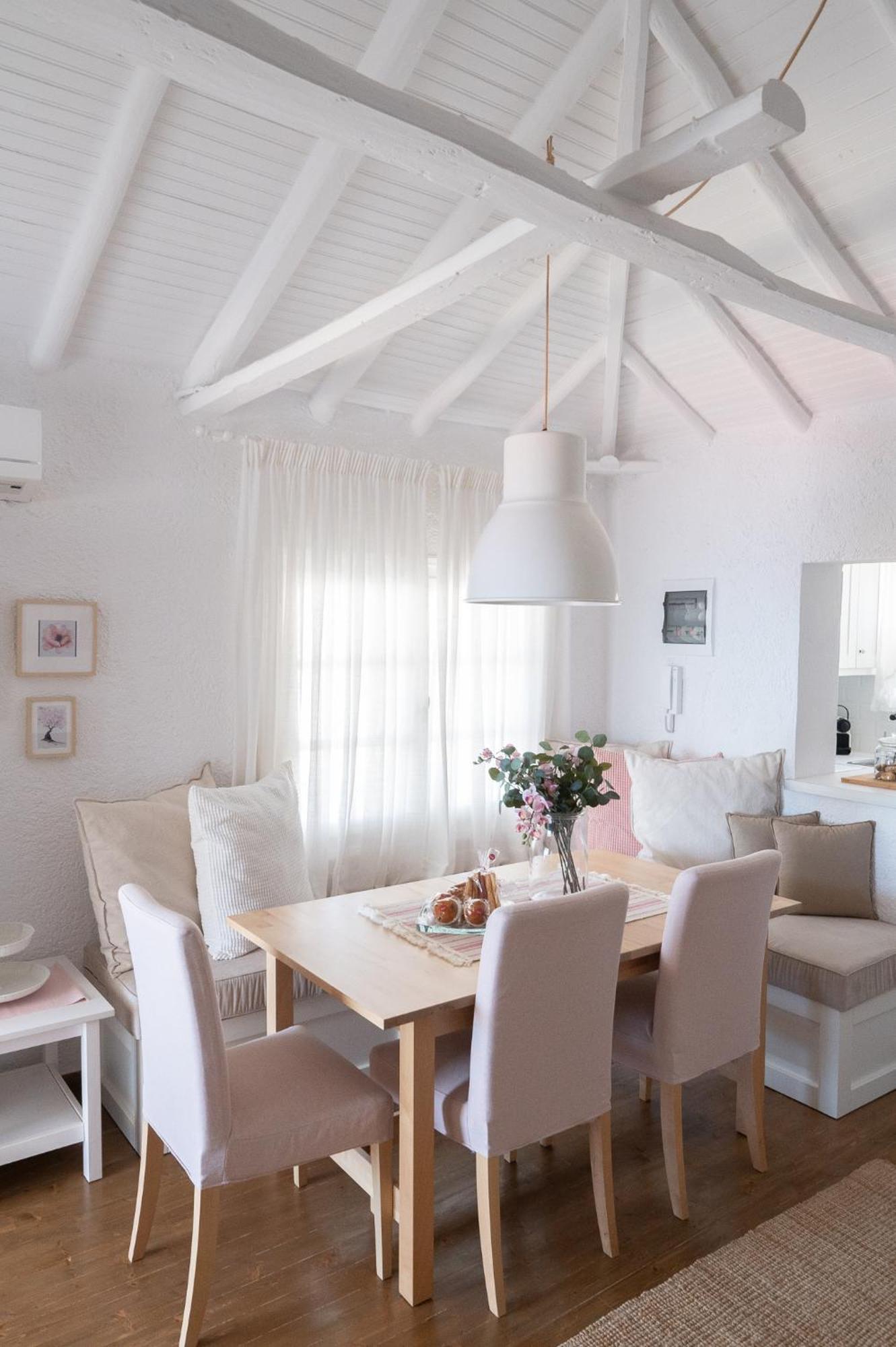 Pouletis Family Apartments - Akroyali Seaview Getaways Kalamata Værelse billede